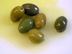 Final manufactured products from Olive trees: Fruit and Olive Oil
