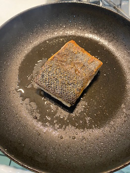 seared salmon non stick2